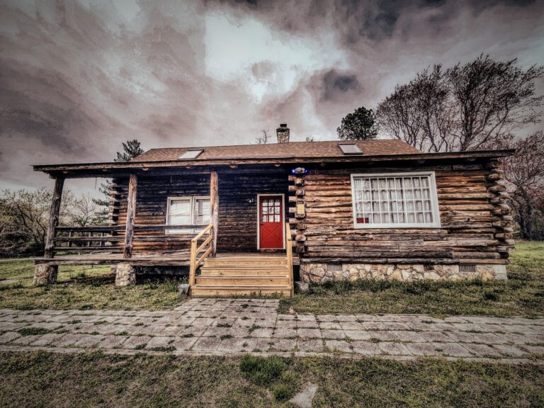 A true paranormal experience, in a true haunted location.